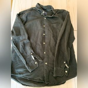 American Eagle Button Up